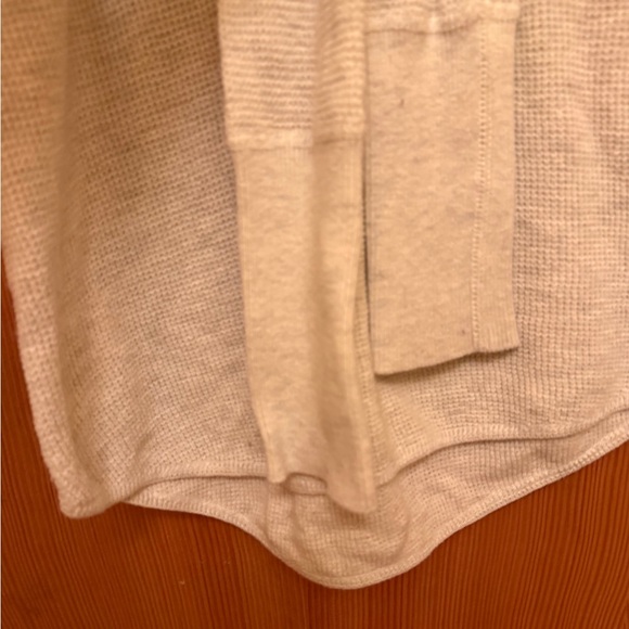 Prana Touchstone Henley - Picture 11 of 12